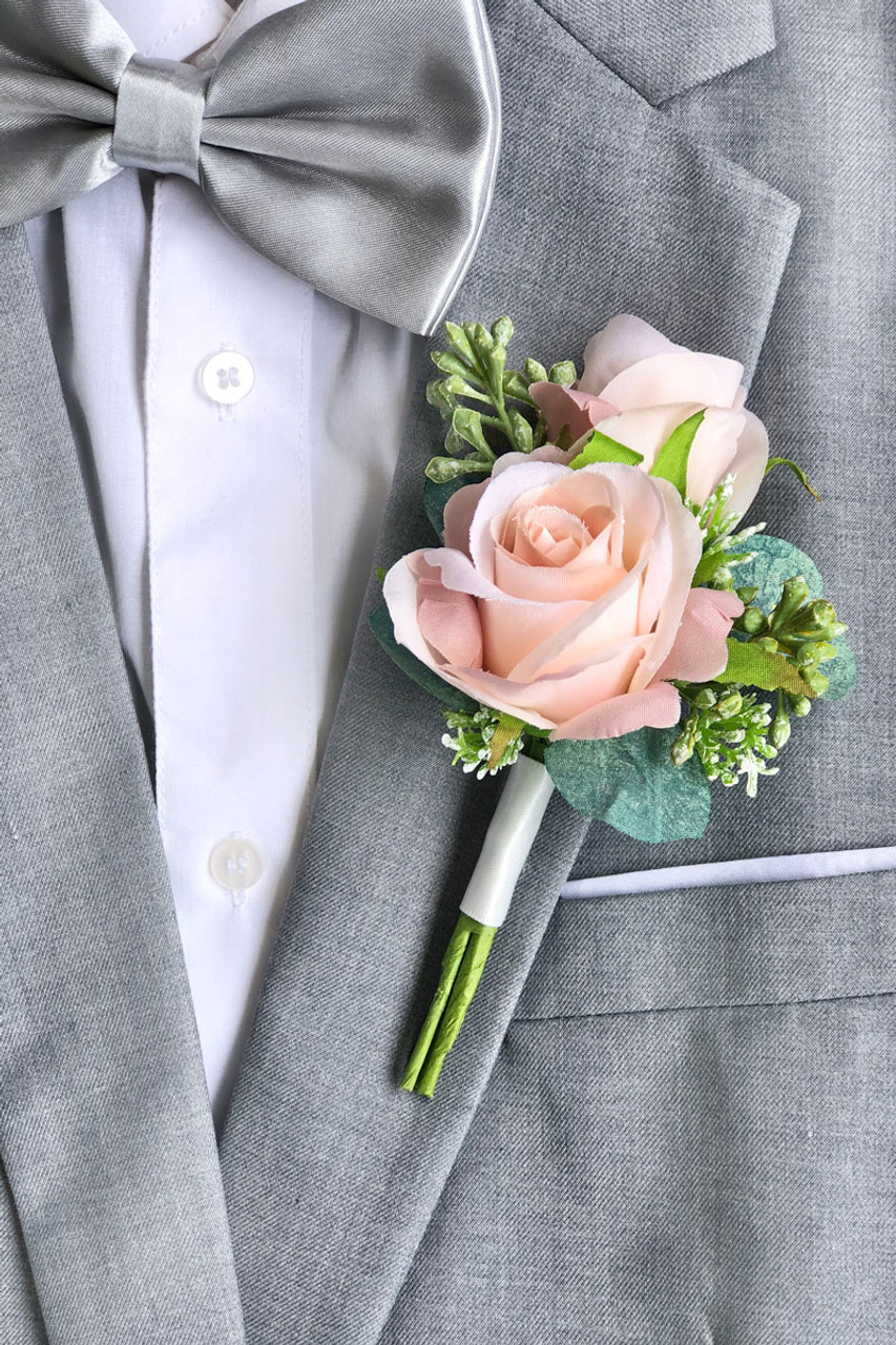 pink boutonniere