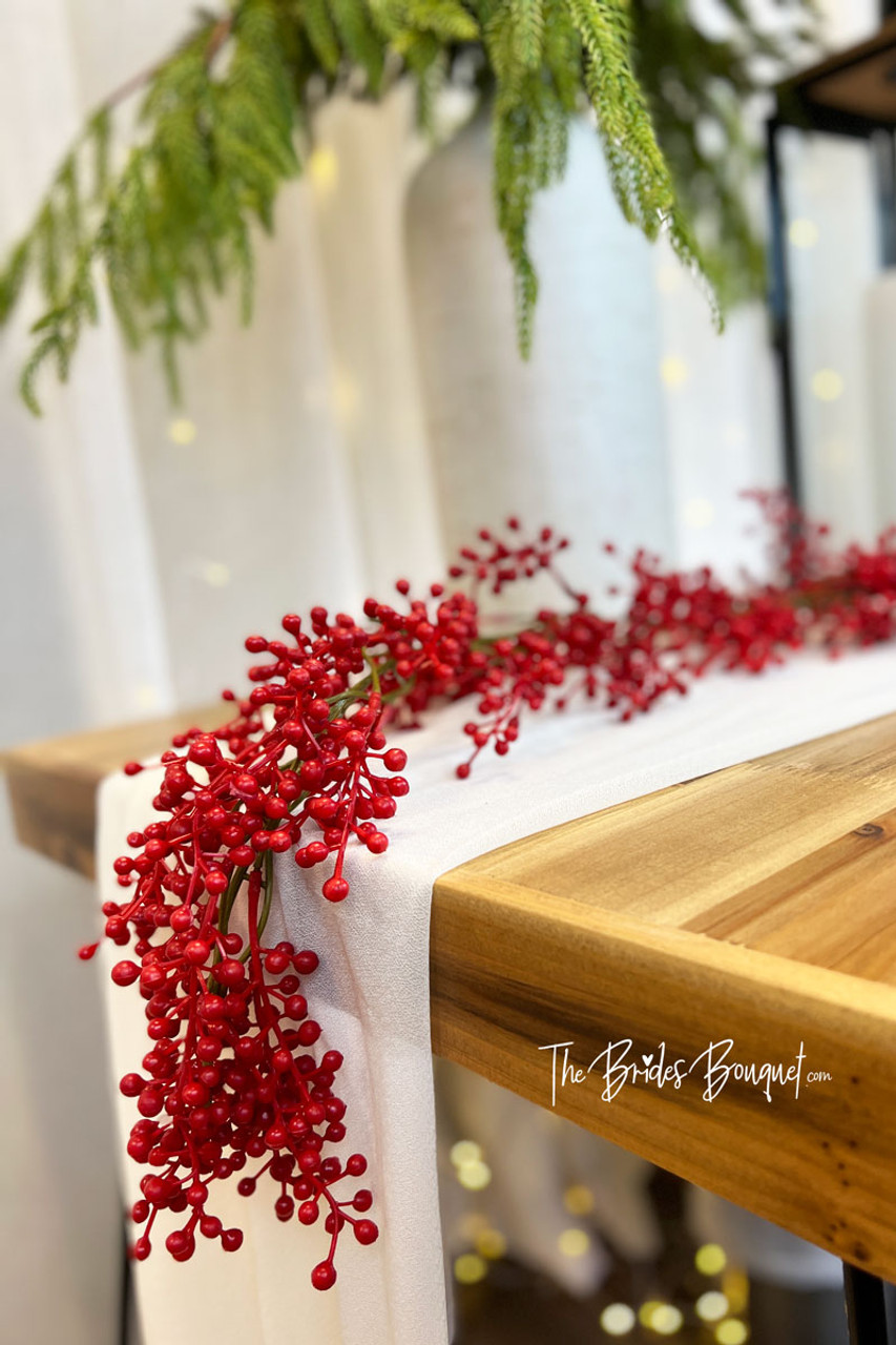 Red Berry Christmas Garland for Mantel