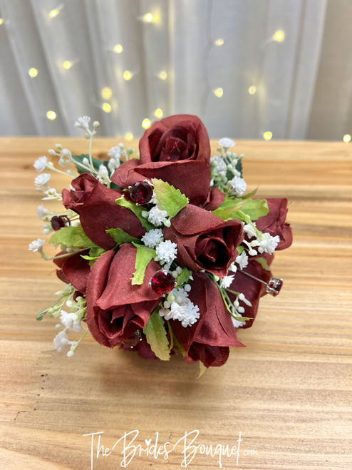 prom flowers for burgundy dress