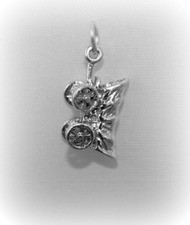 Covered Wagon Charm