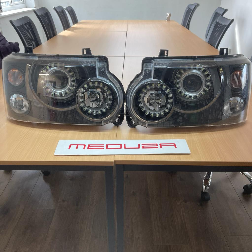 Range Rover Vogue L322 Staggered LED Headlight Upgrade - Meduza Design Ltd