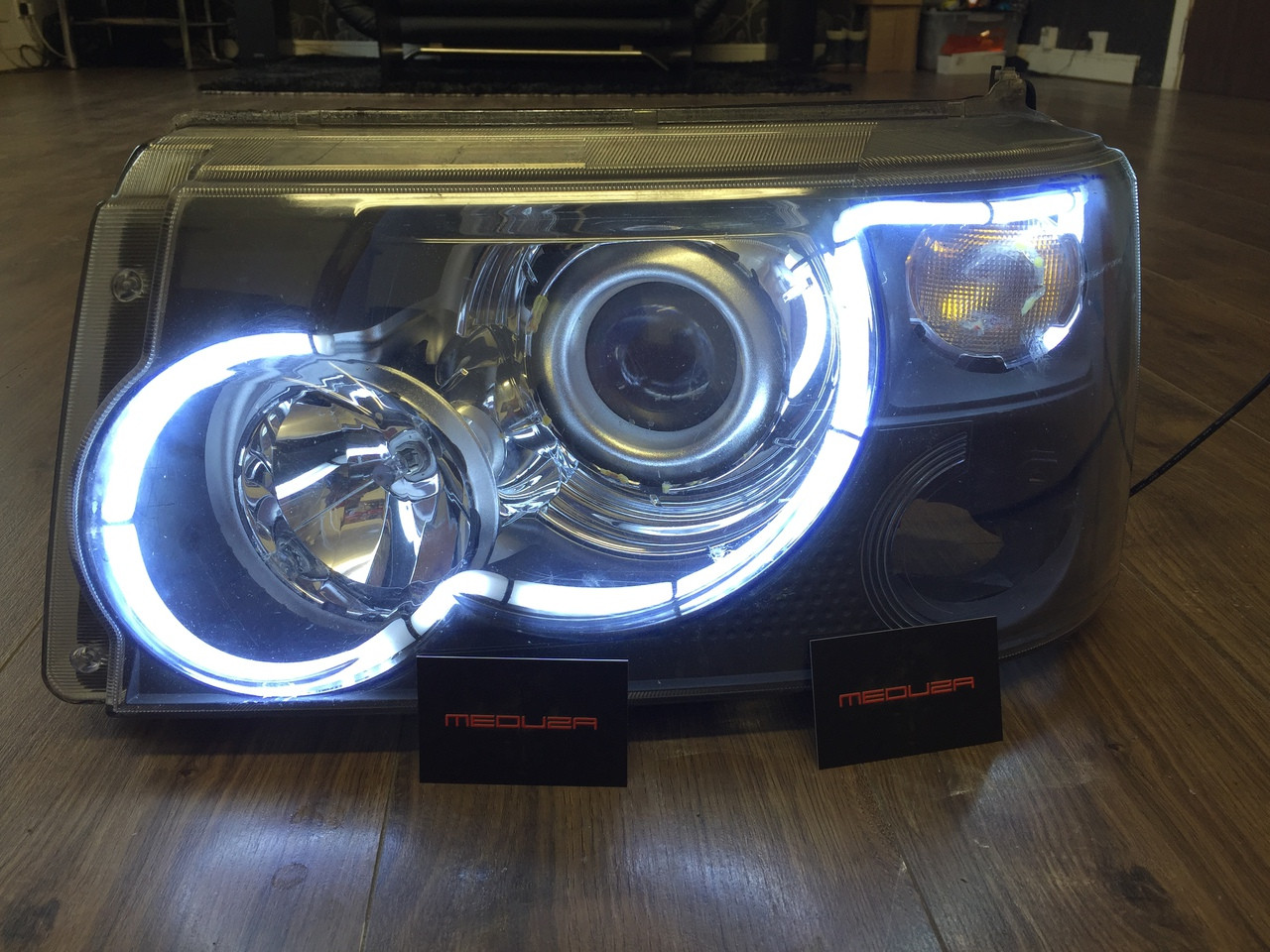Headlight Assemblies For 2008 Land Rover Range Rover Sport Pair Of HID Headlight Bulbs For Range Rover Sport 2006-2009 - D2S, 5000K, 35W D2s Hid Headlight Bulb