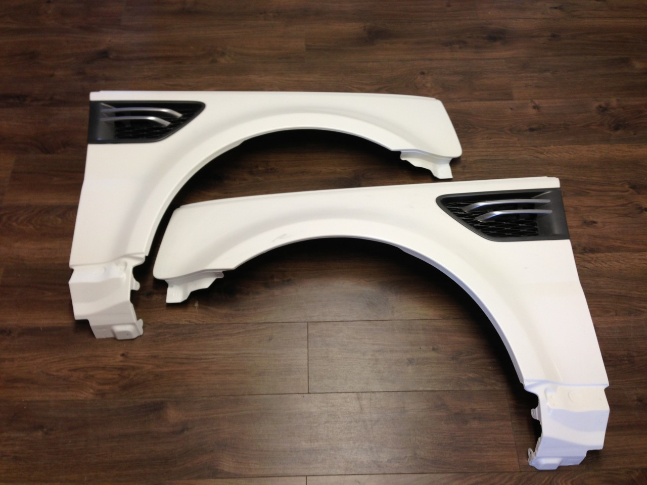 Range Rover Sport 2012 Replacement front wings - Meduza Design Ltd