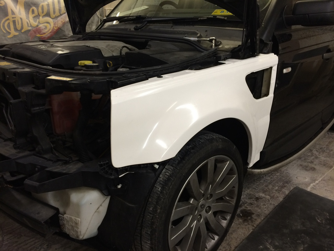 Range Rover Sport 2012 Replacement front wings - Meduza Design Ltd