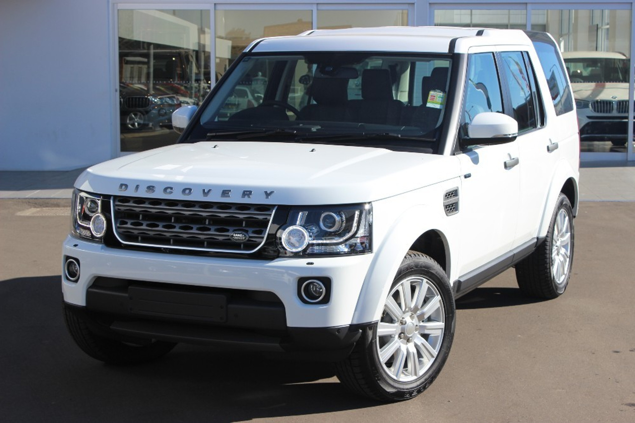 Land rover discovery 3 фото