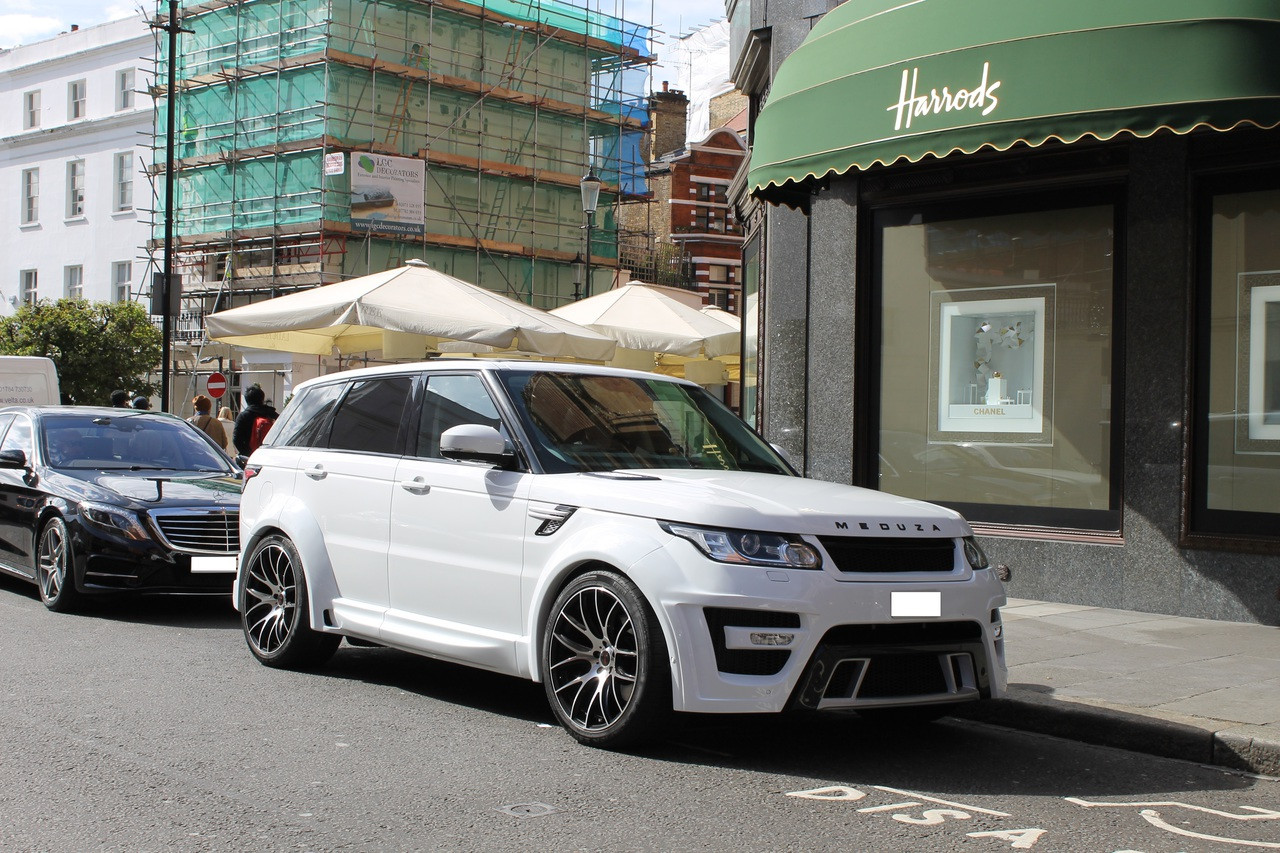 Range Rover Sport Meduza RS-700 Bodykit