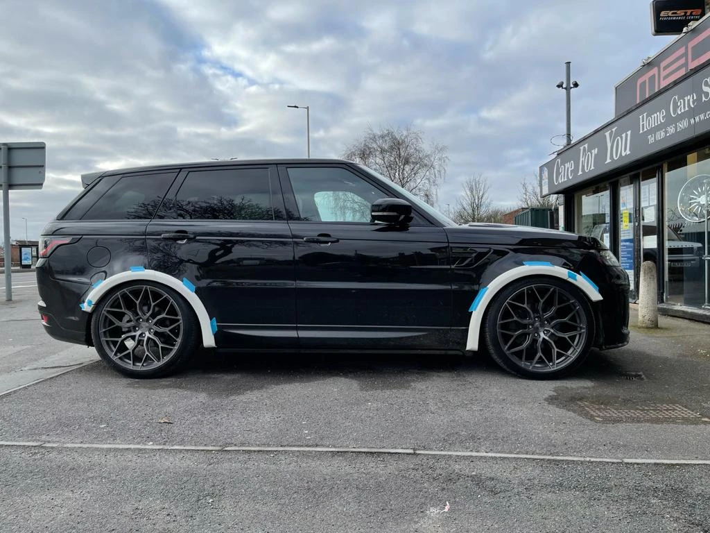 Range Rover Over Fender Range Rover Sport SVR RS Fender Pack Body Kit 2018> - Meduza Design Ltd