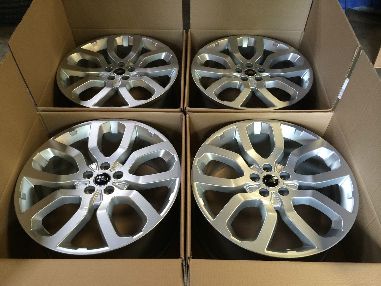 22" Range Rover Sport 2015 Style 6 Alloy Wheels Meduza Design Ltd