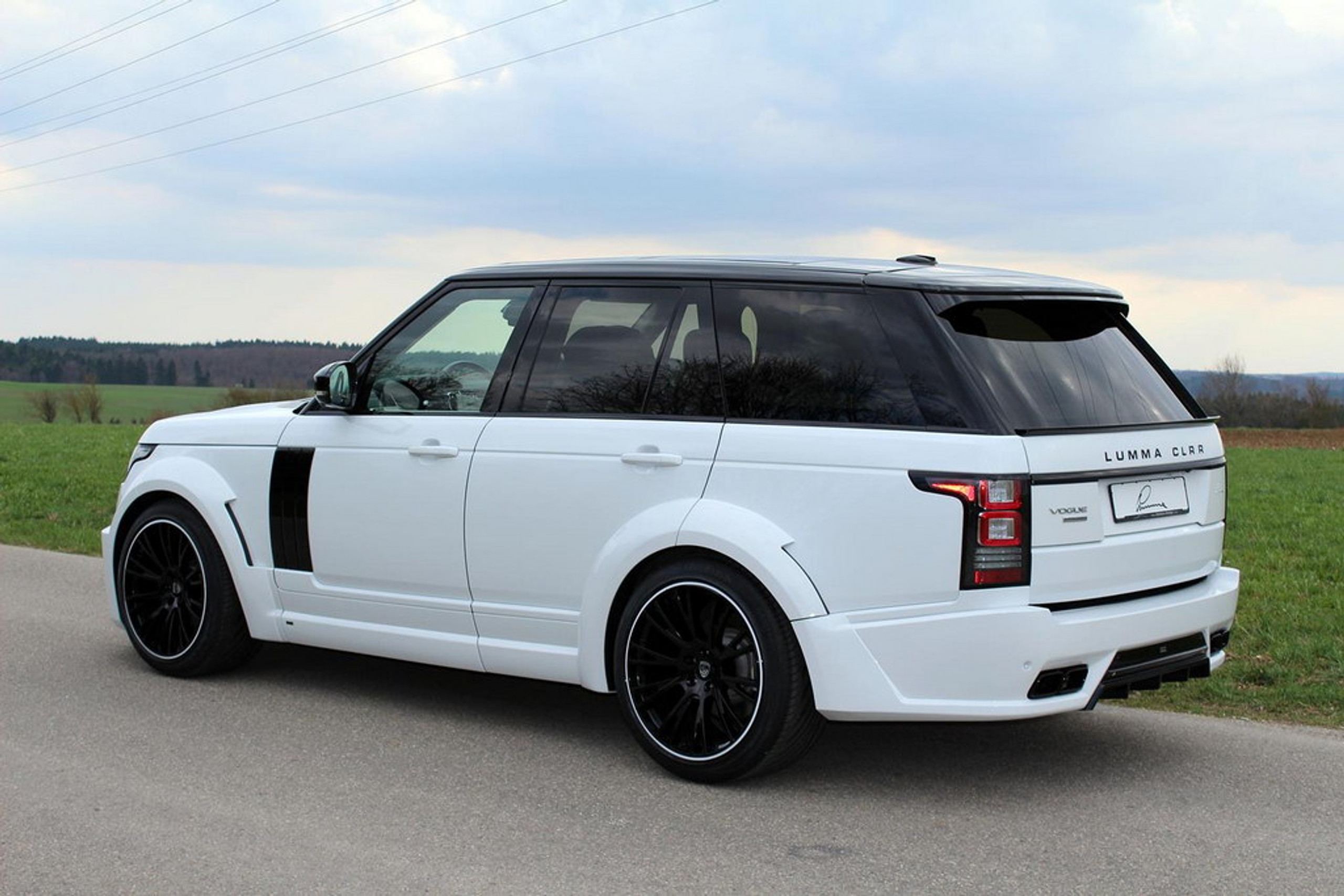 Range Rover Vogue Lumma CLR R Body kit Conversion Meduza Design Ltd