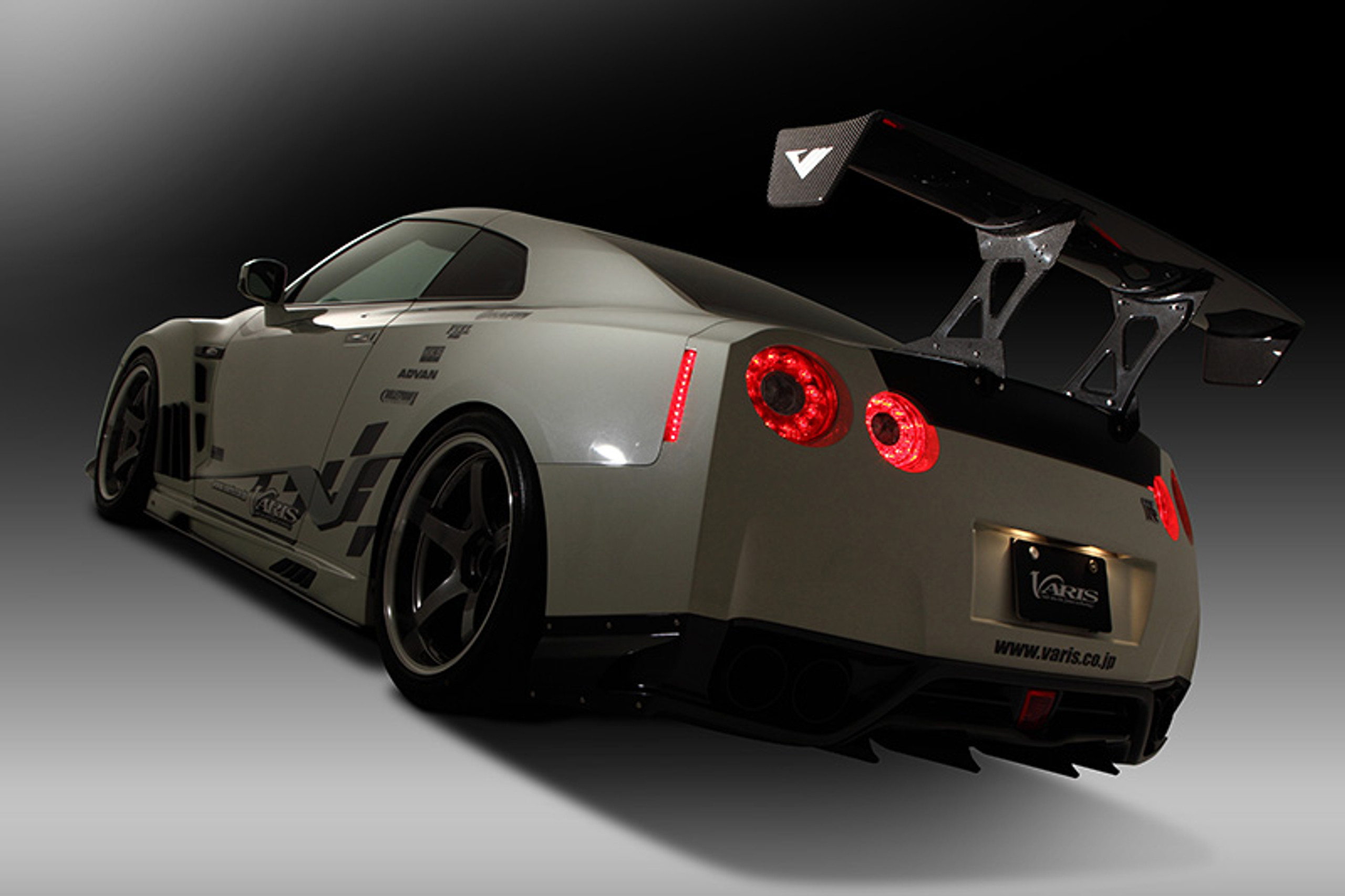 変更OK-3D☆STAR NISSAN R35 GT-R 前•期 フロン•トカナード エアロ