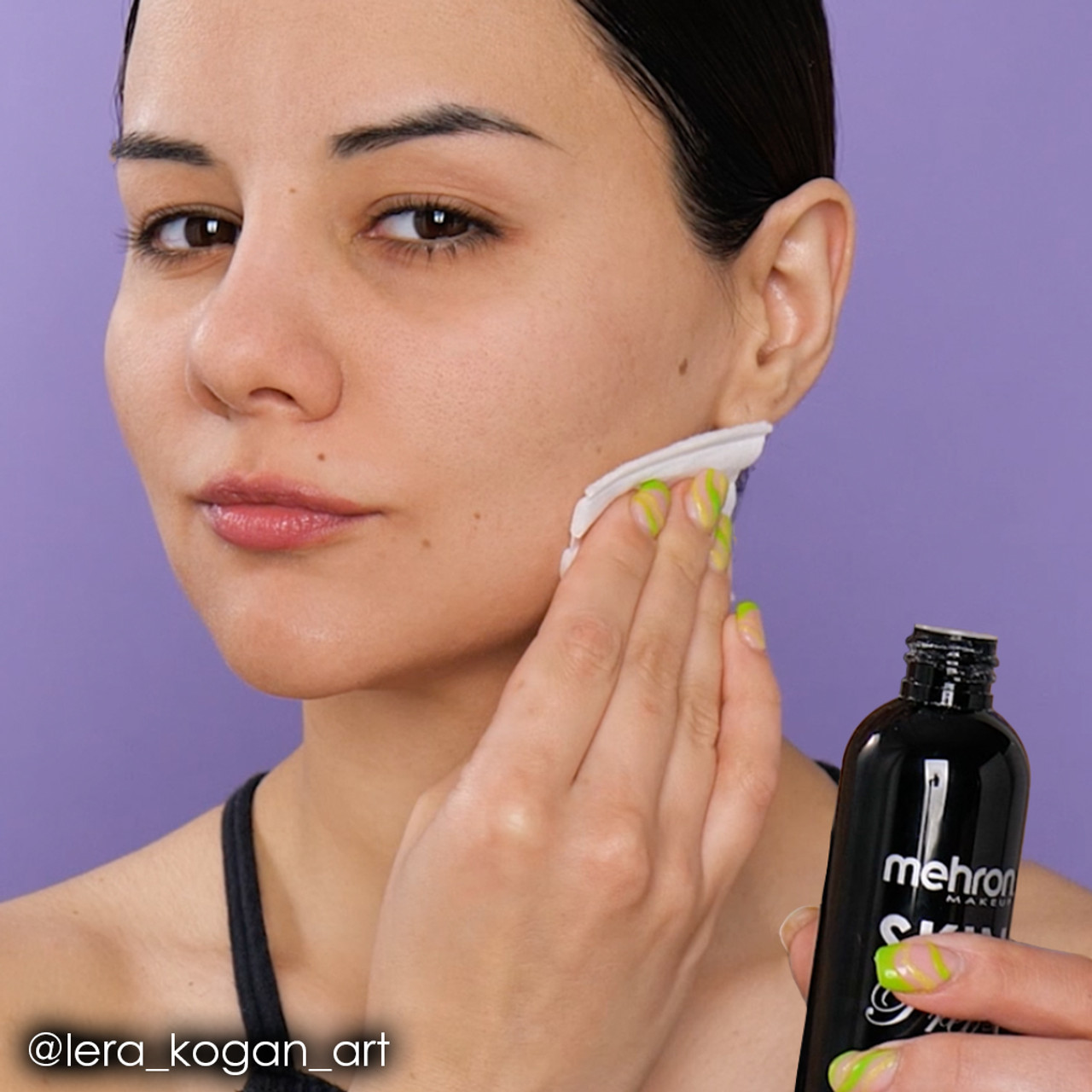 Mehron Makeup on X: Hydro Prep Pro™ hydrates and nourishes skin. Skin Prep  Pro™ mattifies and extends the wear of makeup. This duo creates the perfect  makeup base! Get both and save