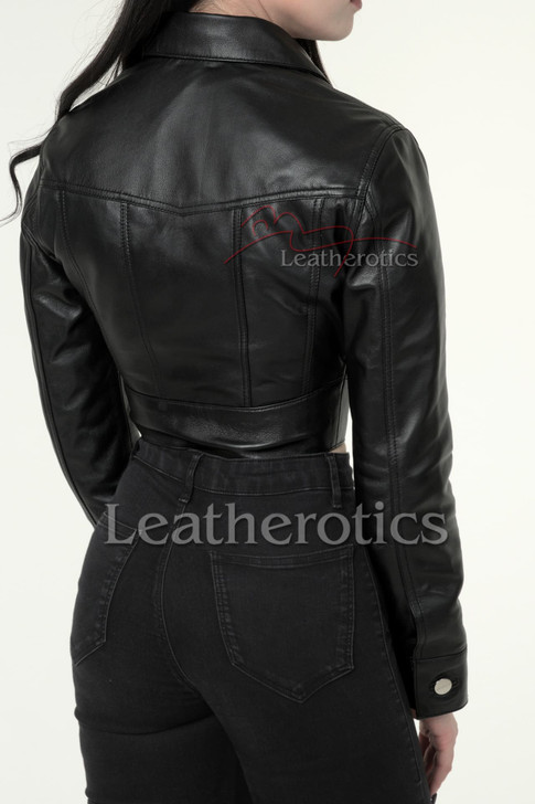 Tailored cropped women’s leather jacket in smooth black leather. Ideal for pairing with jeans, skirts, or layered outfits.