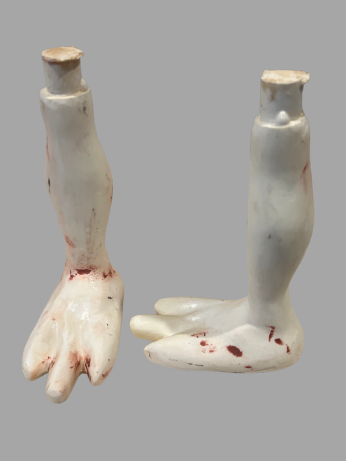 Alien feet