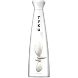 TYKU White Junmai Sake 720ml