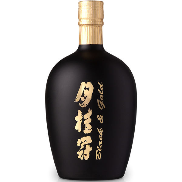 Gekkeikan Black and Gold Junmai Sake 720ml | ShopWineDirect