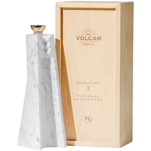 Volcan De Mi Tierra Anejo Coleccion Gavilana I 700ml