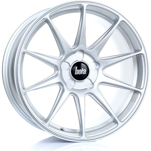 BOLA B15 18x8.5 5x114 CRYSTAL SILVER Custom Offset: ET35 TO ET45 www.srbpower.com