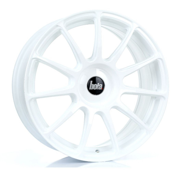 BOLA VST 17x7.5 5x110 WHITE Custom Offset: ET40 TO ET45 www.srbpower.com