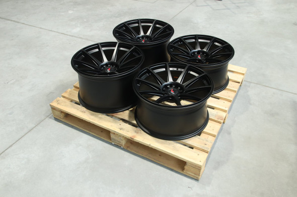 Set of JR11 19x9.5 ET22 + 19x11 ET25 5x114.3/120 Matt Black