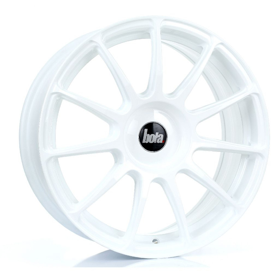 BOLA VST 17x7.5 4x114 WHITE Custom Offset: ET40 TO ET45 www.srbpower.com