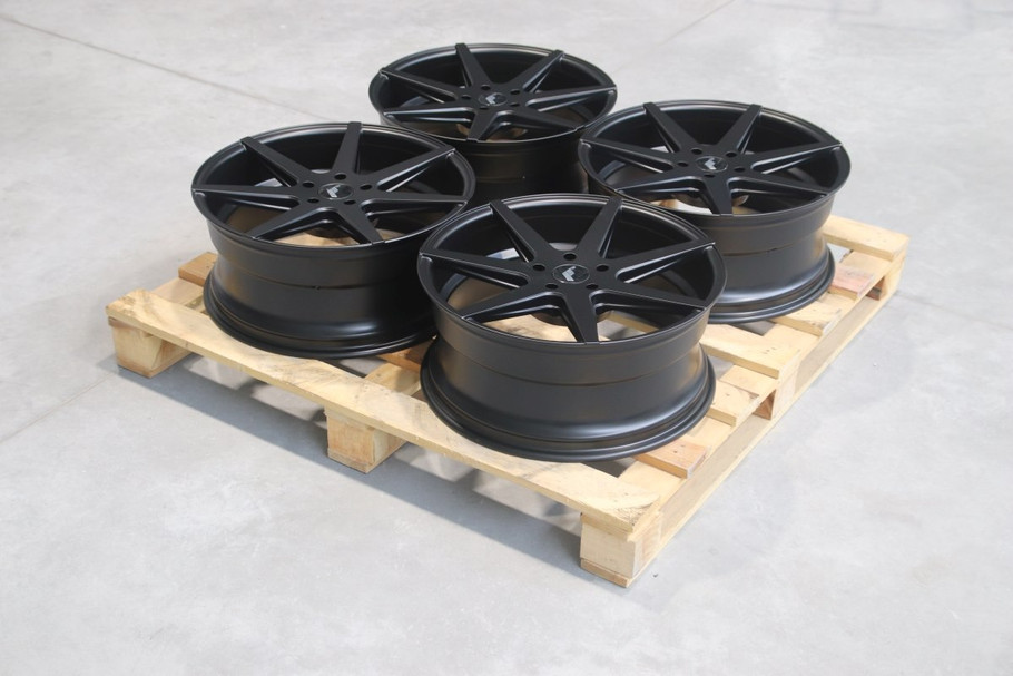 Set of JR20 20x8.5 ET35 5x120 74.1mm Matt Black
