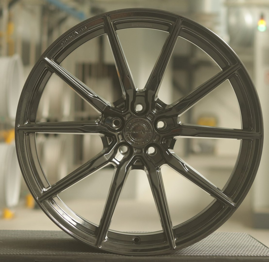 Concaver CVR4 21x10.5 Gloss Black