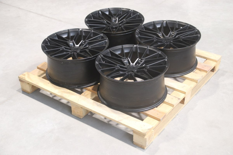 Set of JR38 19x9 ET20 5x112 72.6mm Matt Black