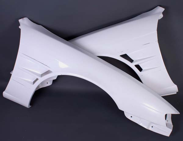 SRB POWER - S14A FIBREGLASS +20mm TWIN VENTED FRONT FENDERS