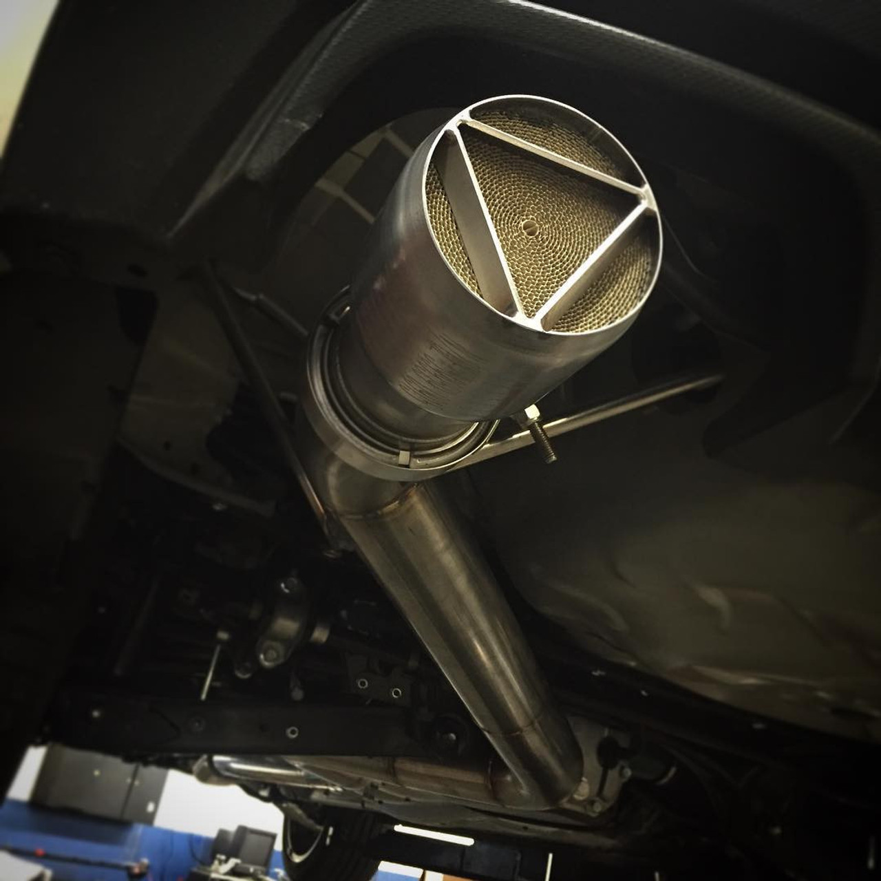 Universal Rally Catalyst Exhaust Tip w/ V-Band - 3 Tubing - Nameless  Performance