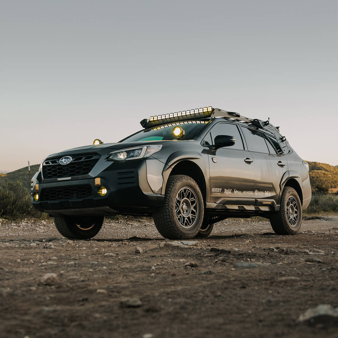 Fifteen52 Wander MX Carbon Grey Wheels for Subaru | Nameless