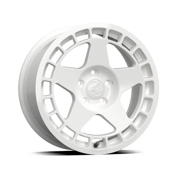 Fifteen52 Rally Sport Turbomac Wheels – Rally White