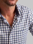 Warm winter shirt in fine 100% cotton with a light brush and chest pocket