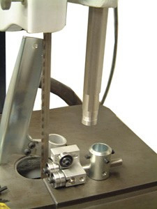 Delta Band Saw Guide Conversion Kit assemblies, mounting studs, mounting adapter blocks and hardware Delta Band Saw Guide Conversion Kit assemblies, mounting studs, mounting adapter blocks and hardware