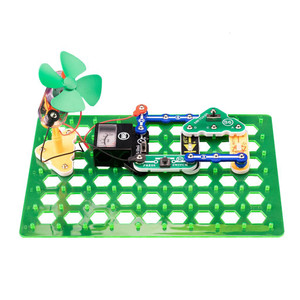 elenco snap circuits green energy base grid with parts connected to power fan