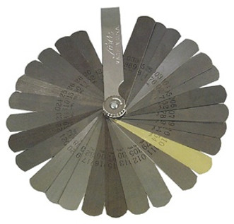 circle of 31 blades including 1 brass blade