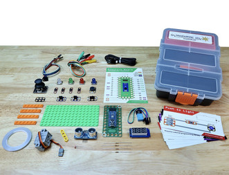 all pieces included in one student kit of Brown Dog Gadgets Crazy Circuits programming 101 classroom set
