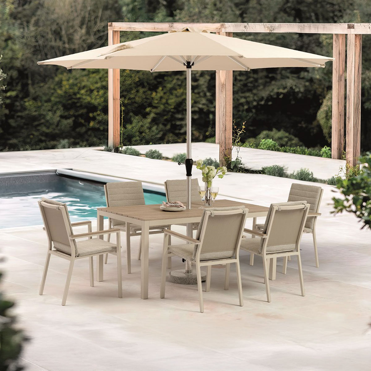 Bramblecrest Zurich 6 Seater Aluminium Garden Furniture Dining Set