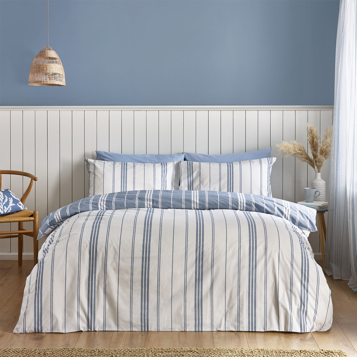 Catherine Lansfield Harbour Striped Reversible Bedding Set Blue