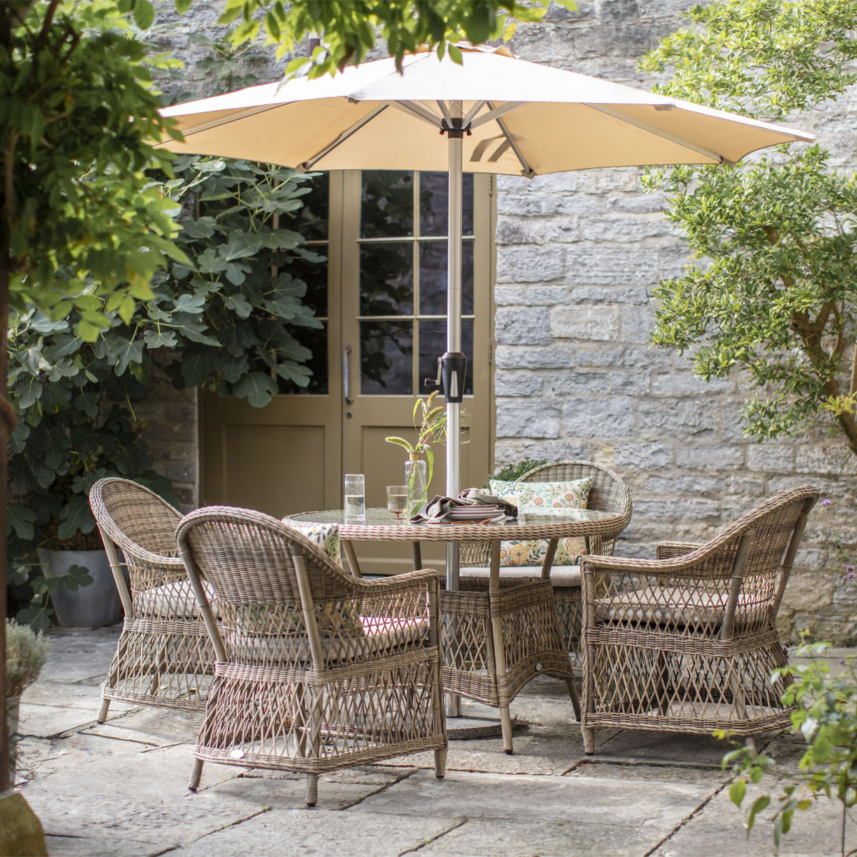 Garden Dining Table Garden Chair And Table With Umbrella Seater