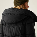 A close up view of the back of the hood.