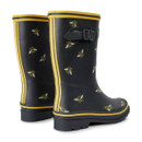 A back view of a black bee Regatta Amelia wellington boots on a white background