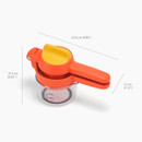 Citrus juicer displayed with dimensions, showing overall size and capacity of the measuring jug.