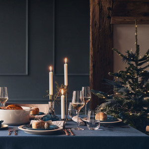 Ready, Set, Toast! How to Host a New Year’s Eve Bash with Style