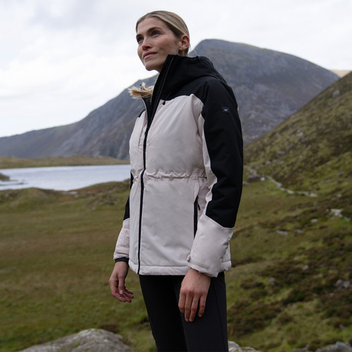 Regatta Women's Maldeine Waterproof Jacket - Perfectly Pale/Black Regatta Women's Maldeine Waterproof Jacket - Perfectly Pale/Black