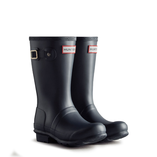 A pair of mid-height navy Hunter wellington boots.