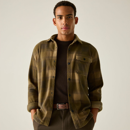 Front view of a model wearing the Regatta men's Frankie Rich Tan Ground Coffee check fleece shacket open over a dark brown top.