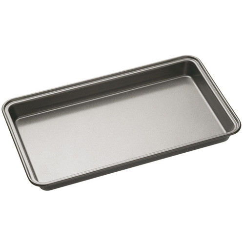MasterClass non-stick brownie tin with shallow rectangular design for baking brownies, traybakes and other sweet treats.