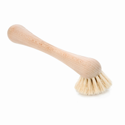 Wooden washing-up brush with a long ergonomic handle and natural bristles, designed for cleaning dishes, cookware and kitchenware.