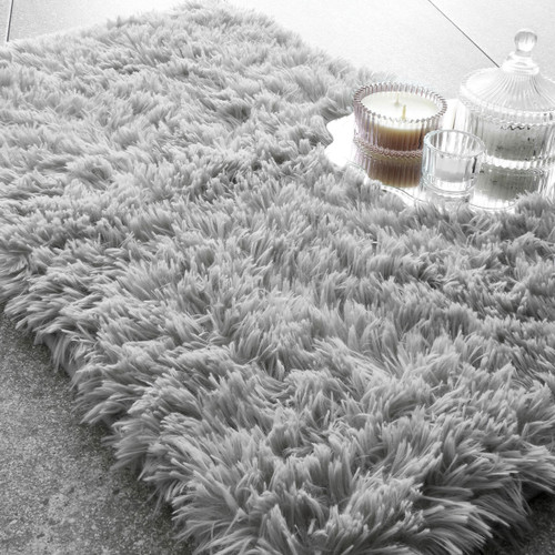 Catherine Lansfield Cuddly Bath Mat - Silver