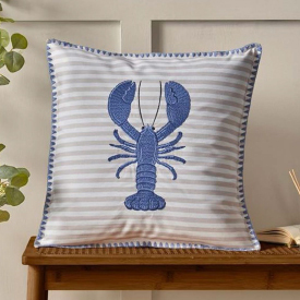 SHOP CUSHIONS >